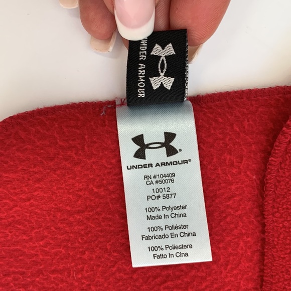 UnderArmour Berry Red Fleece Scarf - Picture 5 of 5